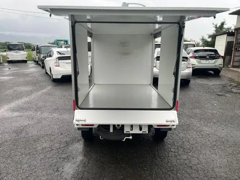 Suzuki Carry Track