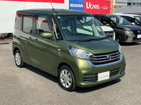 Nissan Dayz Roox