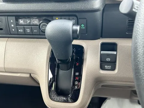 Honda N-BOX Joy