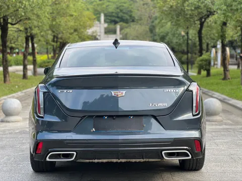 Cadillac CT4