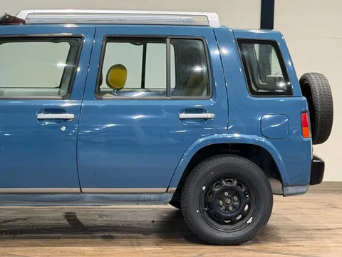 Nissan Rasheen