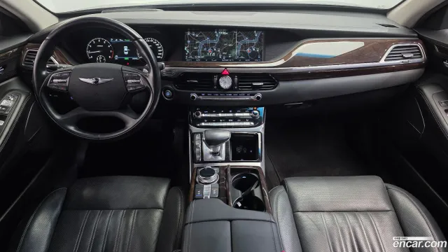 Genesis G90 (EQ900)