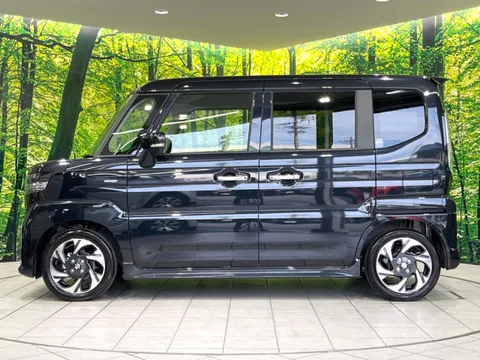Suzuki Spacia Custom