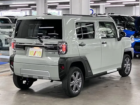 Daihatsu Taft