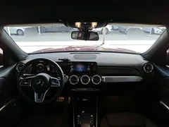 Mercedes-Benz Mercedes-Benz GLB
