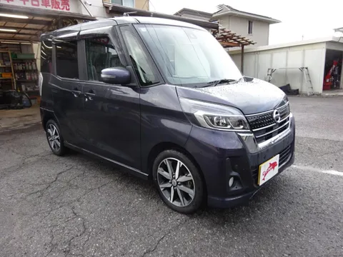Nissan Dayz Roox