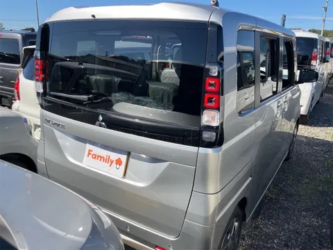 Mitsubishi eK Space