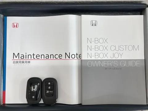 Honda N-BOX Custom