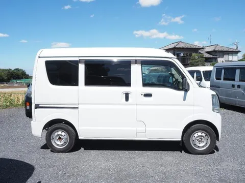 Nissan Clipper