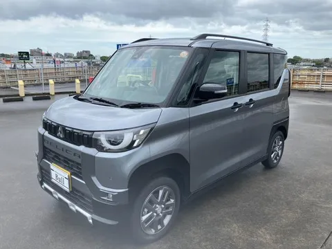 Mitsubishi Delica Mini