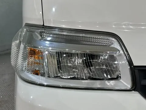 Toyota TownAce Van