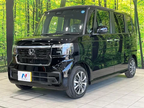 Honda N-BOX Custom