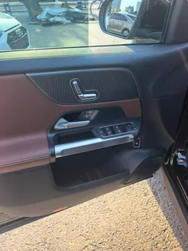 Mercedes-Benz Mercedes-Benz GLB