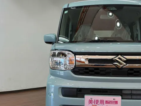 Suzuki Spacia