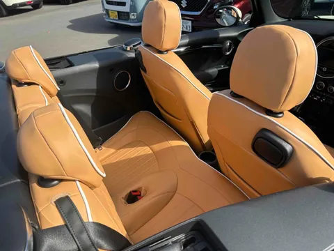 MINI Cooper Convertible