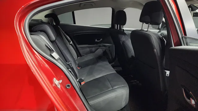 Renault SM3