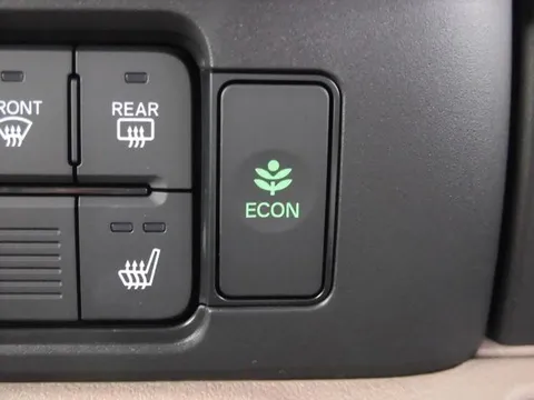 Honda N-BOX Joy