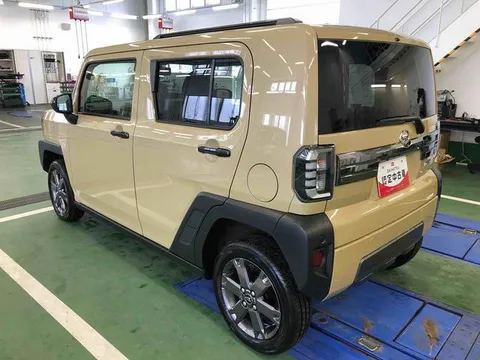 Daihatsu Taft