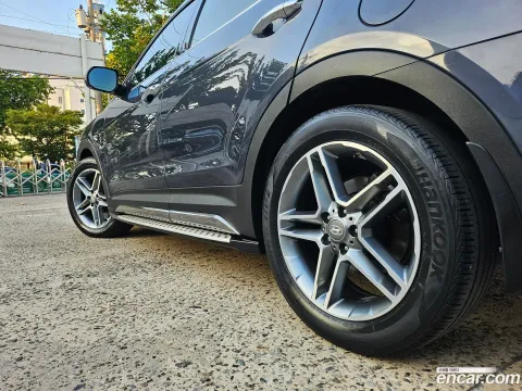 Hyundai Grand Santa Fe (Maxcruz)