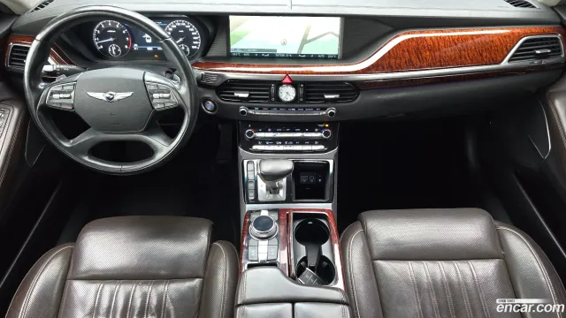 Genesis G90 (EQ900)