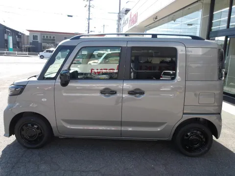 Suzuki Spacia Base