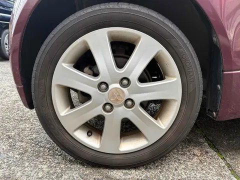 Mitsubishi I