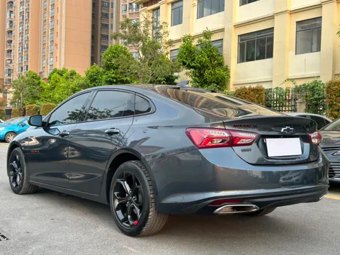Chevrolet Malibu XL