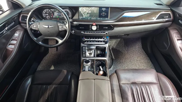 Genesis G90 (EQ900)