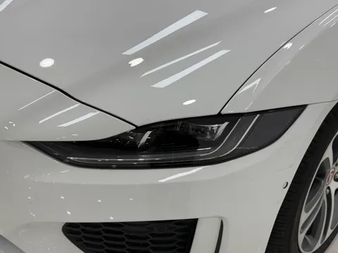Jaguar XEL