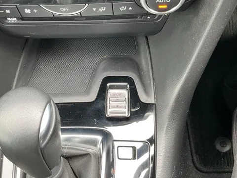 Mazda Axela Sport