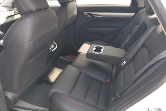 Geely Binray