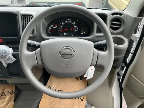 Nissan Clipper