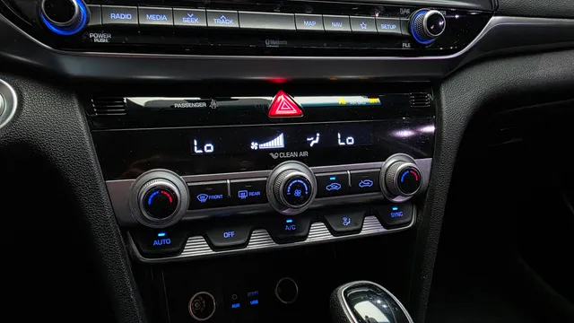 Hyundai Elantra (Avante)