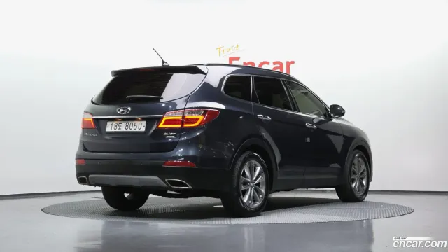 Hyundai Grand Santa Fe (Maxcruz)