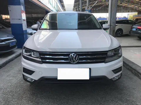Volkswagen Tiguan L
