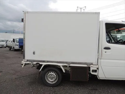 Nissan Clipper Truck