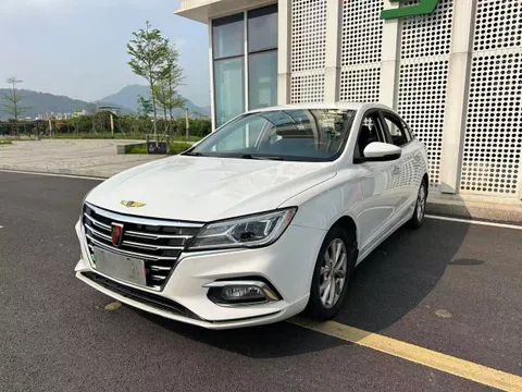 Roewe i5