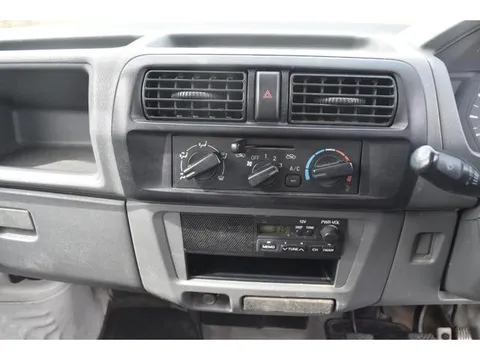 Nissan Clipper Truck