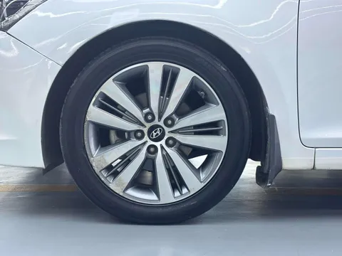Hyundai Mistra