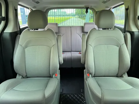 Maxus G10