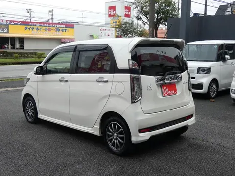 Honda N-WGN Custom