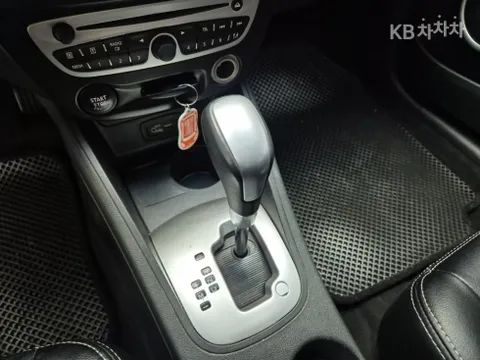 Renault SM3