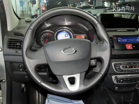 Renault SM3