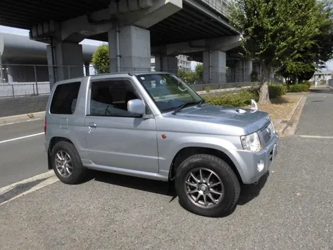 Nissan KIX