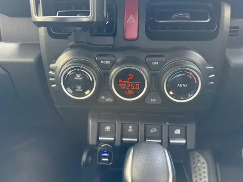 Suzuki Jimny Nomade