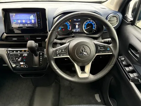 Mitsubishi eK X