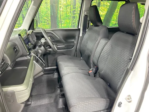 Suzuki Spacia Gear