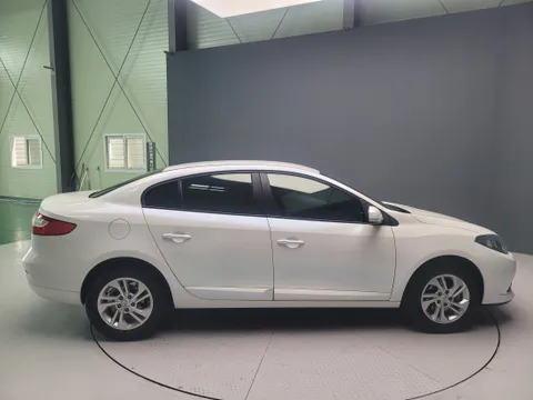 Renault SM3