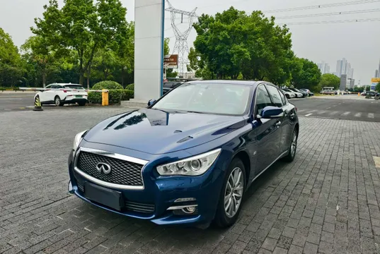 Infiniti Q50L