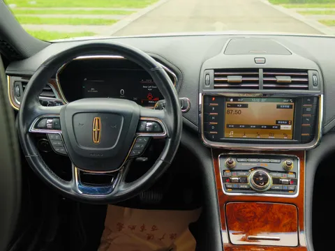 Lincoln Continental